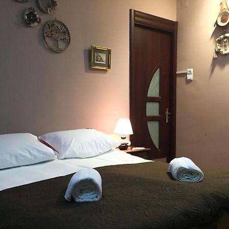Hotel The Sindh House - Indus Aroma Restaurant Tbilisi Zewnętrze zdjęcie